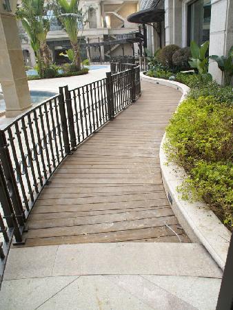 木作工程,南洋櫸木,高雄義大世界