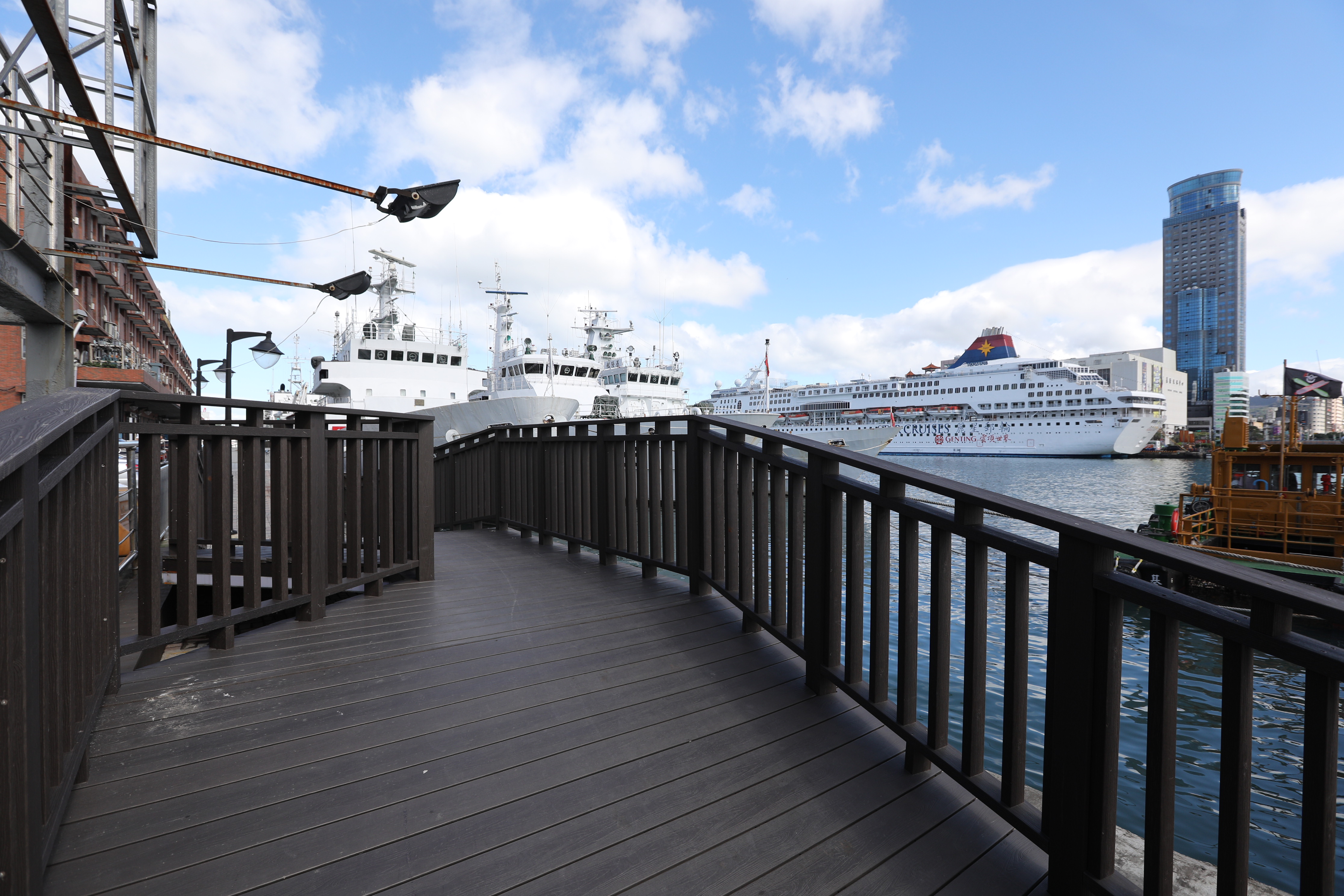 基隆碼頭 (11).JPG