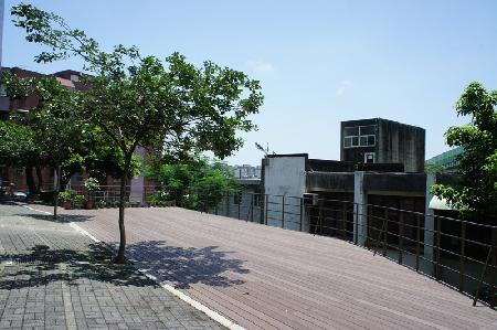 木紋塑膠仿木,塑木,中華信義神學院