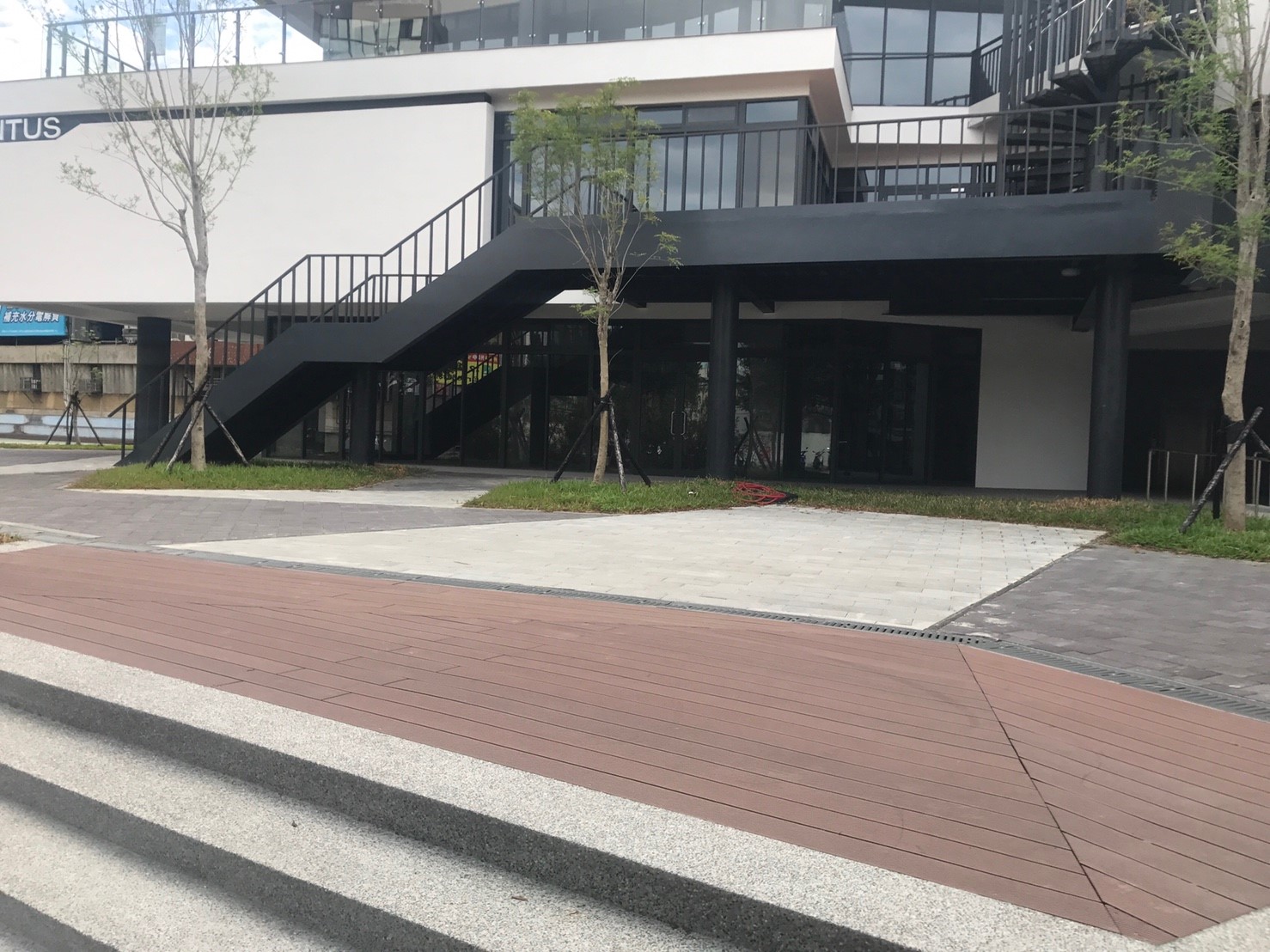 台中體育大學-木纖-木平台 (2).jpg