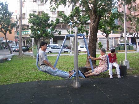 體健設施,旅順公園