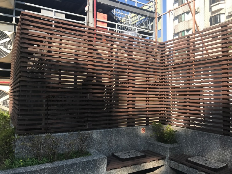 中區圖說館屋頂-市民菜園-木纖-花廂、花架、座椅、地板、柵欄 (10).jpg