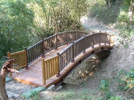 木紋塑膠仿木,塑木,彰化縣銀行山登山步道