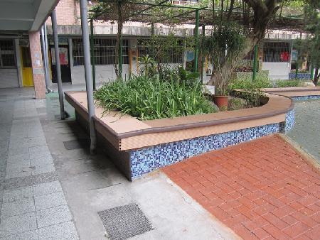 景觀材料,木纖仿木,實踐國小