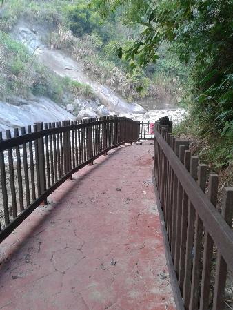 木作工程,塑木,欄杆,蝙蝠洞