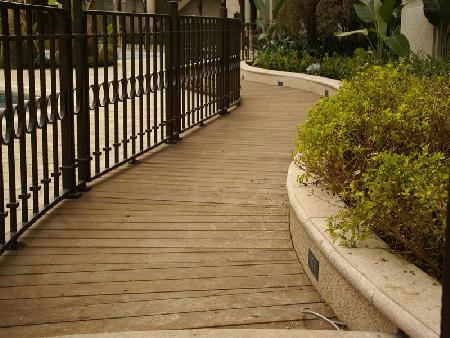 木作工程,南洋櫸木,高雄義大世界