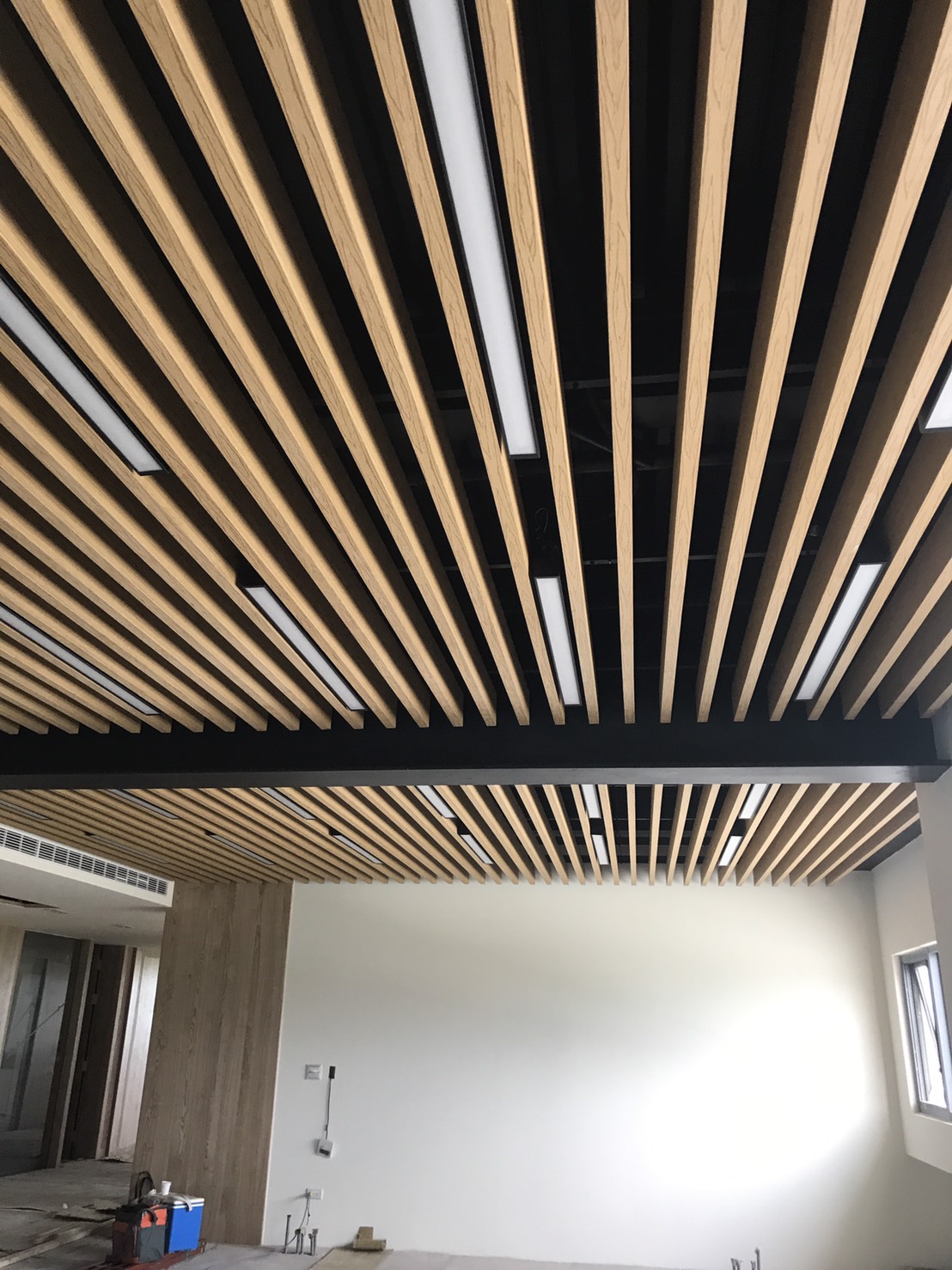 康貝克-立寬辦公室-WPC-天花板 (9).jpg