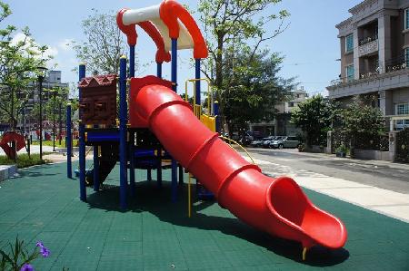 兒童遊具,搖搖馬,忠貞兒童公園