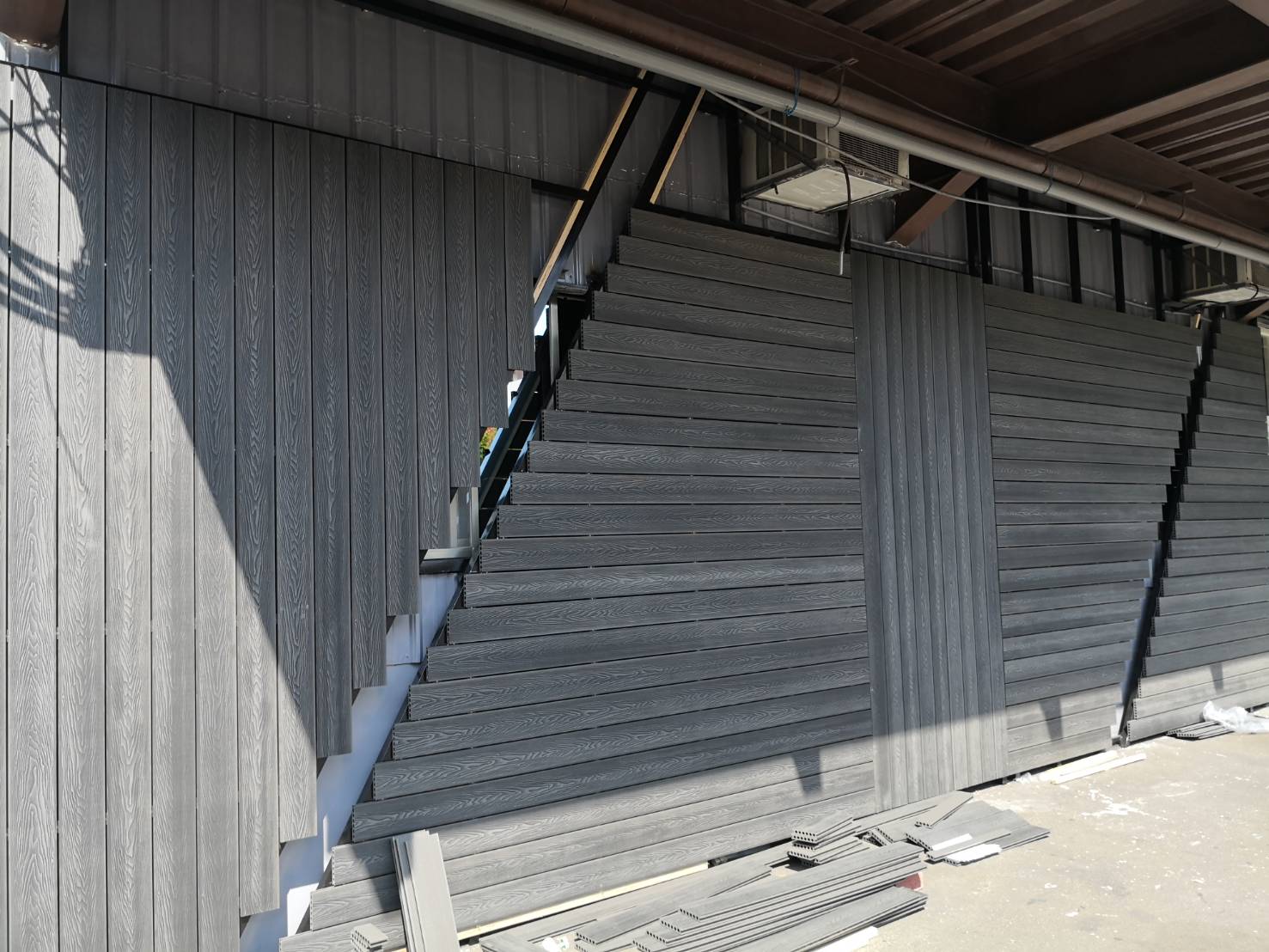 莊敬高職體育館外牆-未來地板立體 (3).jpg