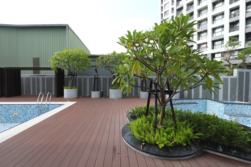 台中 大里 南山人壽建案-花架、木平台 (2).jpg