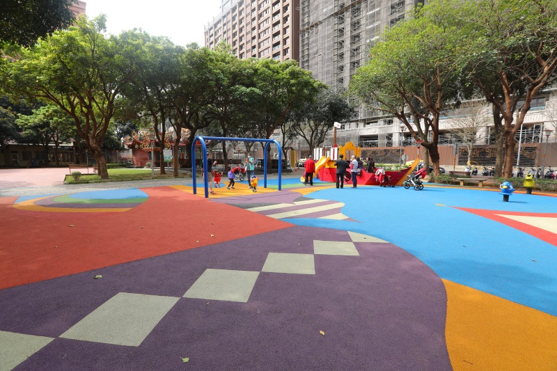 同安公園 -遊具 (2).jpg