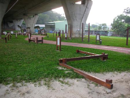 體健設施,木作體健,香妃木,水美溪親水公園