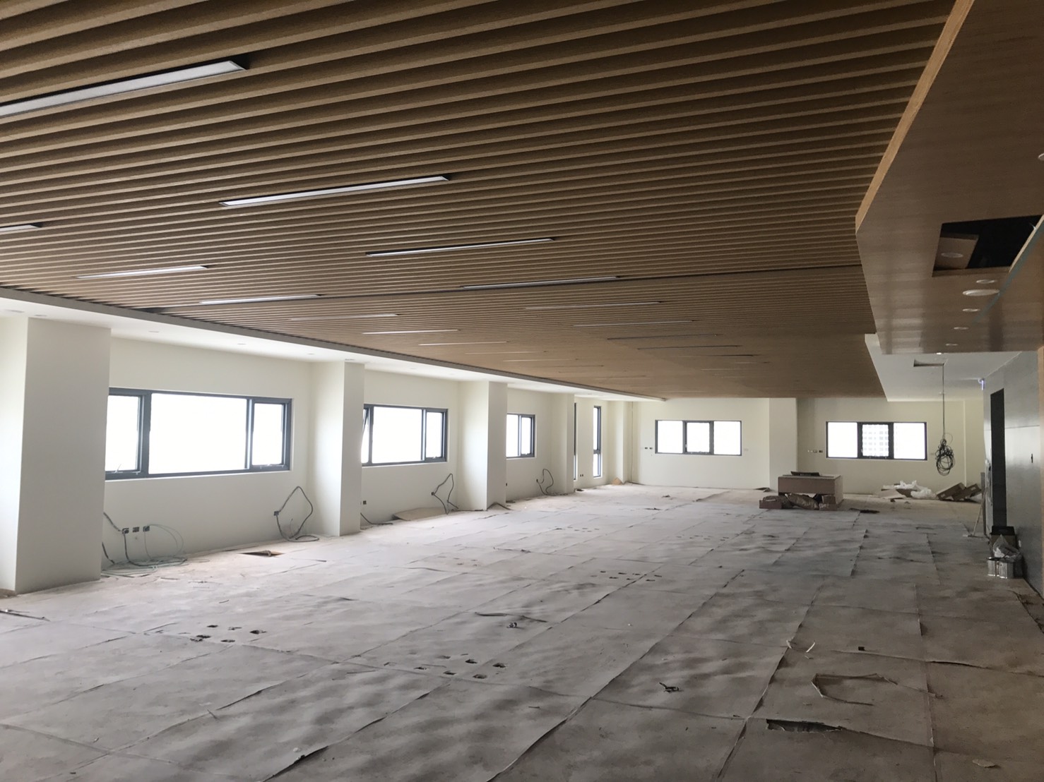 康貝克-立寬辦公室-WPC-天花板 (19).jpg