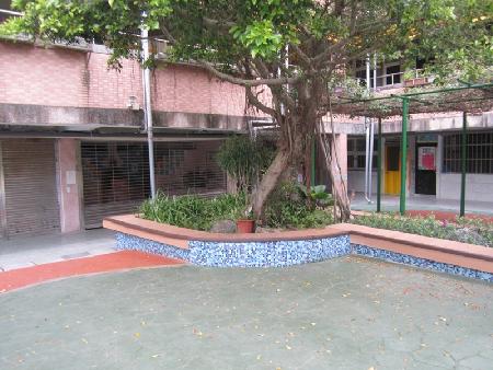 景觀材料,木纖仿木,實踐國小