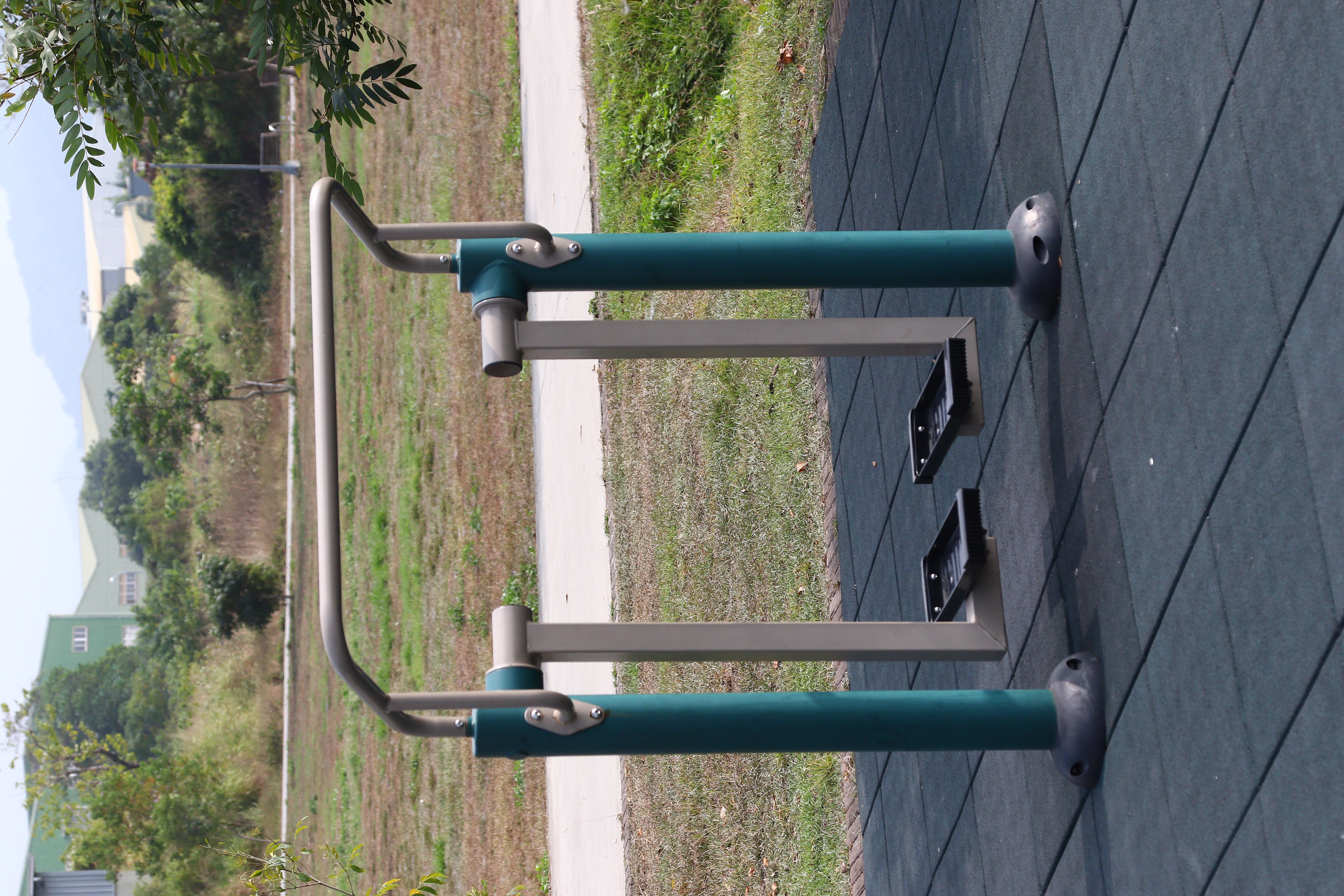 台中 遊具、體健設施 (1).JPG