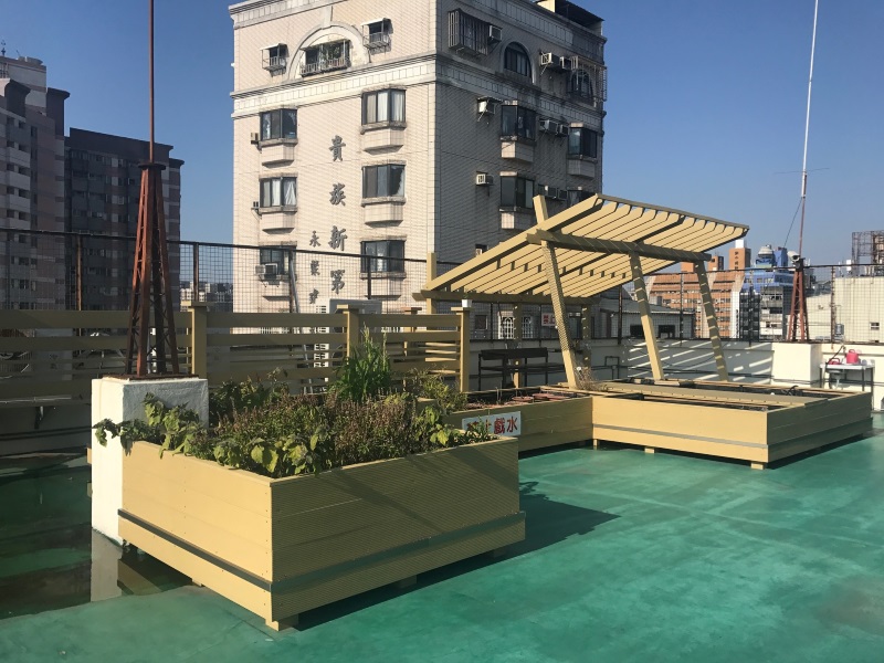 中區圖說館屋頂-市民菜園-木纖-花廂、花架、座椅、地板、柵欄 (15).jpg