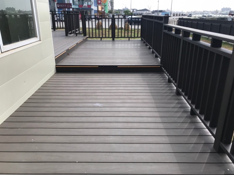 澎湖碼頭-木平台、柵欄、欄杆 (42).jpg