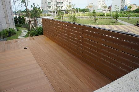 木紋塑膠仿木,塑木,桃園地區鋒橋建設集合住宅