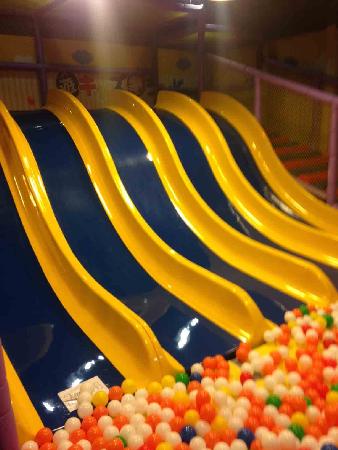 兒童遊具,室內遊具,遊戲愛樂園