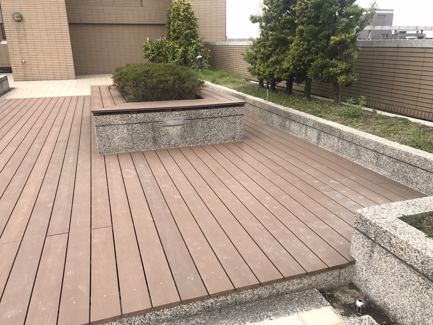 大塊新象社區-玻麗木-木地板、木座椅、木平台 (21).jpg