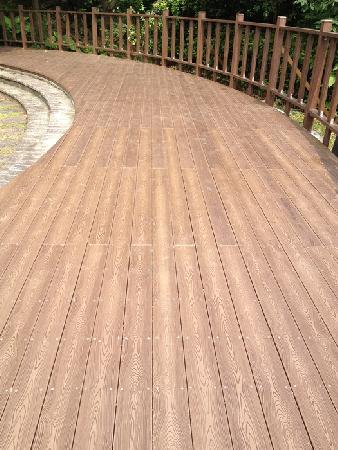 木紋塑膠仿木,塑木,陽明山公園