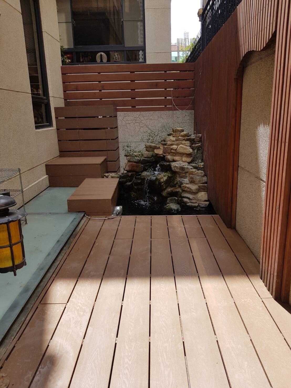 台中七期住宅-玻麗木-木平台 (2).jpg