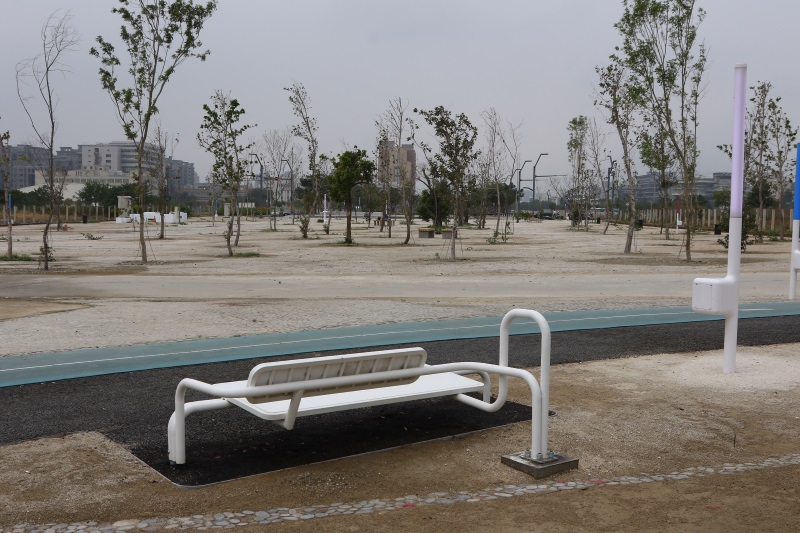 台中 中央公園-遊具、座椅 (12).jpg