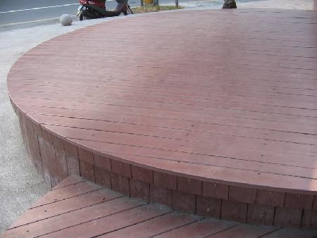 景觀材料,塑木,木纖擠型木,員林國小