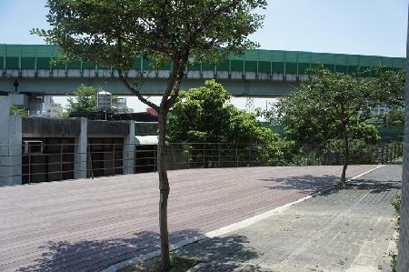 木紋塑膠仿木,塑木,中華信義神學院