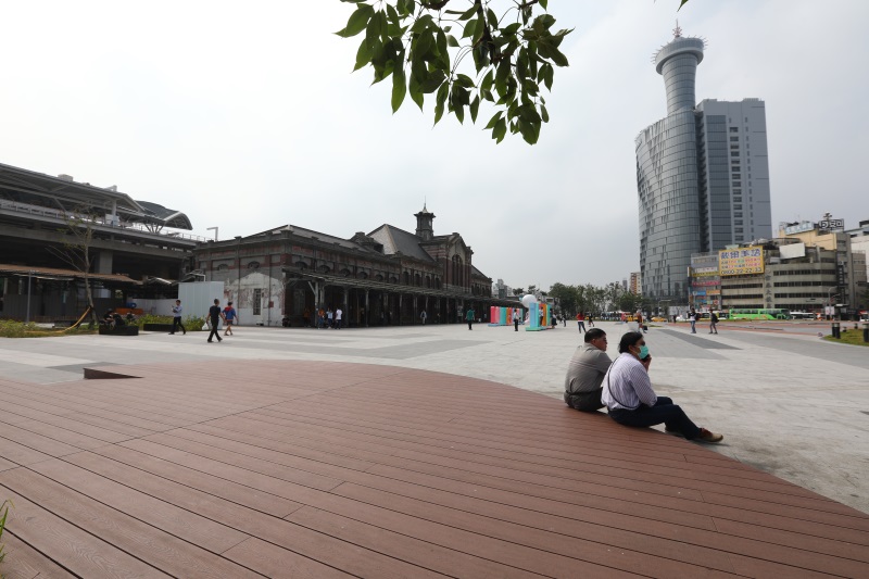 台中 火車站-木平台 (5).jpg