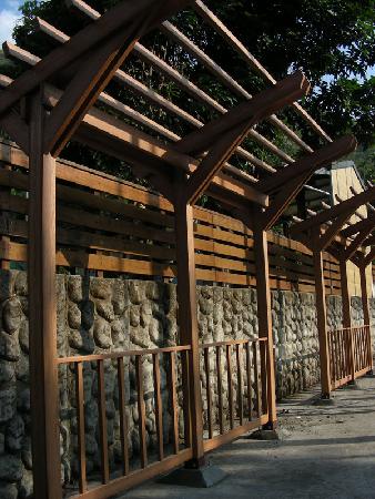 木紋塑膠仿木,塑木,南投縣埔里鎮自行車道