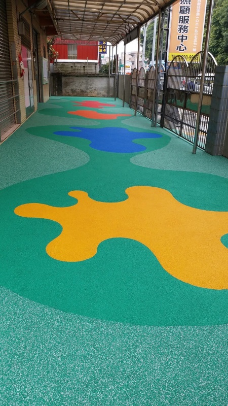 林口一加一安親班-彈性地墊 (1).jpg