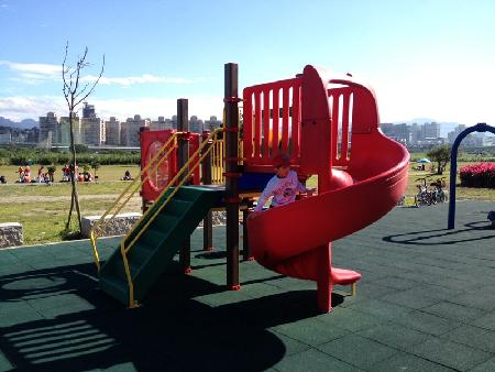 兒童遊具,樹型體健,追風園區