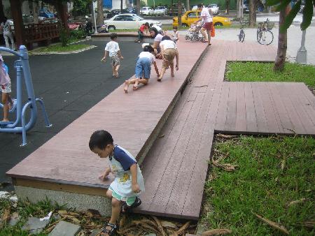 景觀材料,塑木,木纖仿木,武昌公園