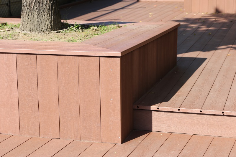 台北 復興崗捷運綠地-花廂、木平台、欄杆 (22).jpg